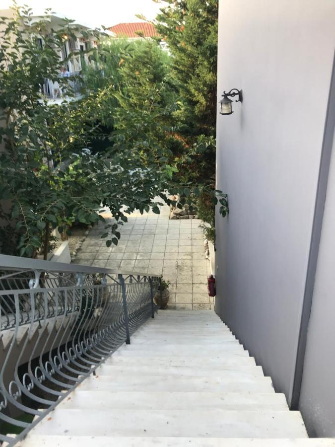 Merlis Studios Kalamákion Exterior foto